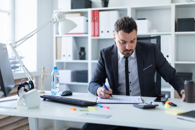 Empreendedor que tem o desejo de quero abrir empresa