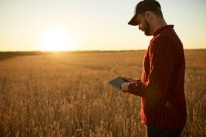 Empreendedor procurando se produtor rural pode abrir empresa