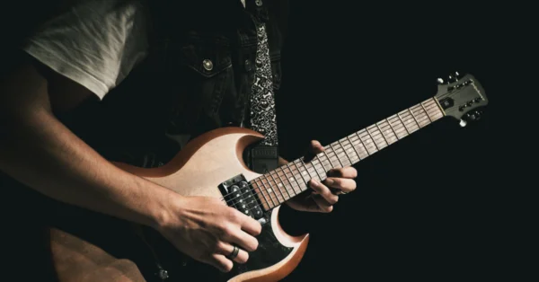 Ganhar Dinheiro com Curso de Guitarra